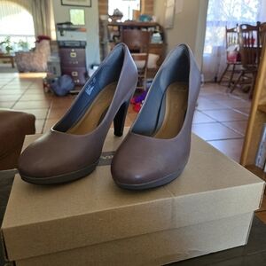 Clarks Grey Pumps